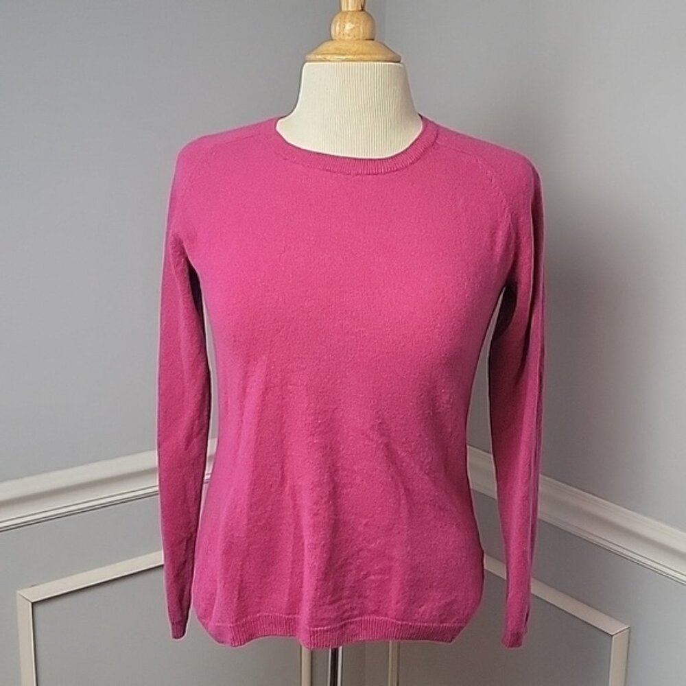 BANANA REPUBLIC 100% Cashmere Barbie Pink Crewneck Classic Long Sleeve Sweater M